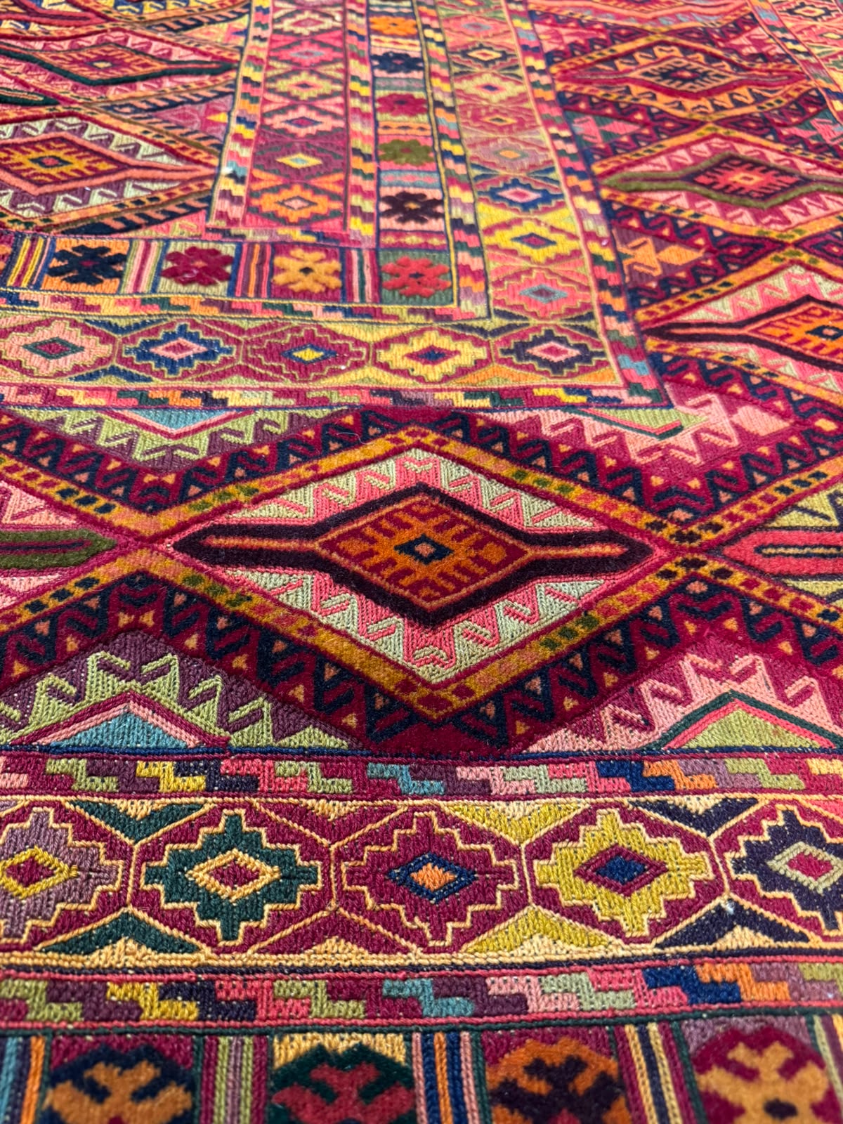 Nakhonak Daizangi Carpet - Image 3